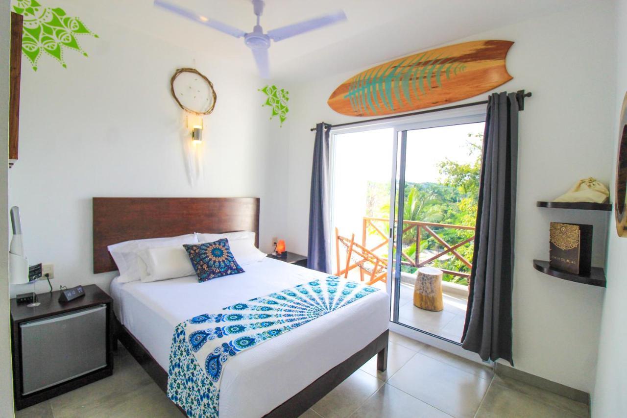 Casa De Olas Boutique Hotel ปูแอร์โตเอสกอนดิโด ภายนอก รูปภาพ