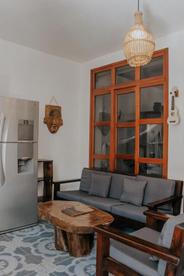 Casa De Olas Boutique Hotel ปูแอร์โตเอสกอนดิโด ภายนอก รูปภาพ
