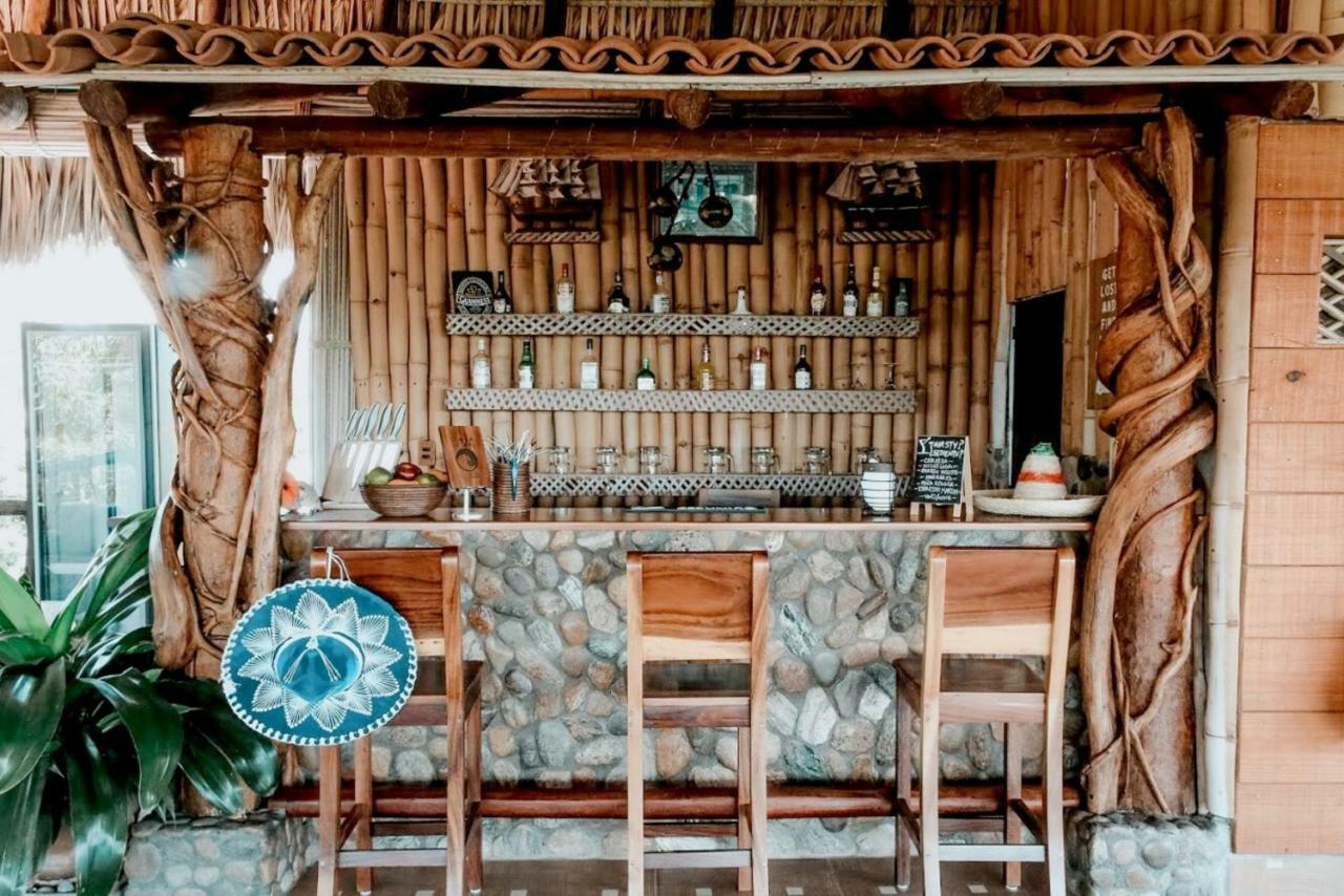 Casa De Olas Boutique Hotel ปูแอร์โตเอสกอนดิโด ภายนอก รูปภาพ